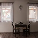Sarvarlak Apartmanhaz Διαμέρισμα