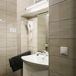 Sarvarlak Apartmanhaz Διαμέρισμα Sárvár