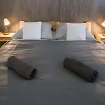 Sarvarlak Apartmanhaz