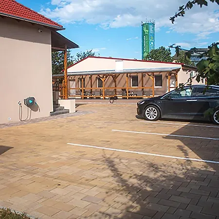 Sarvarlak Apartmanhaz Lägenhet
