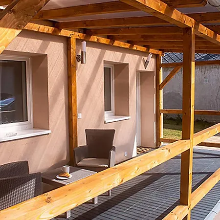 Sarvarlak Apartmanhaz Lägenhet Sárvár