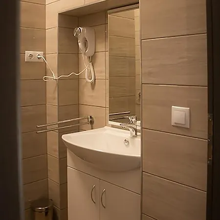Sarvarlak Apartmanhaz アパート *