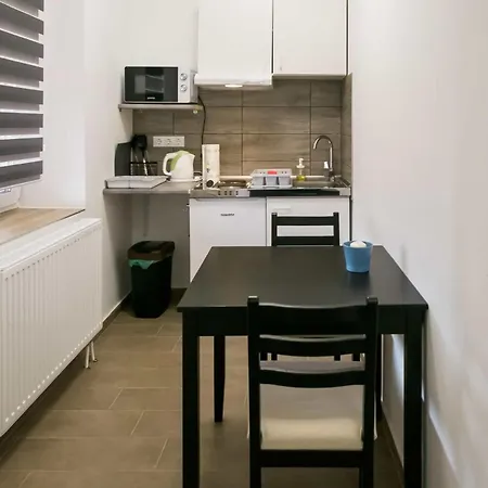 Sarvarlak Apartmanhaz Sarvar