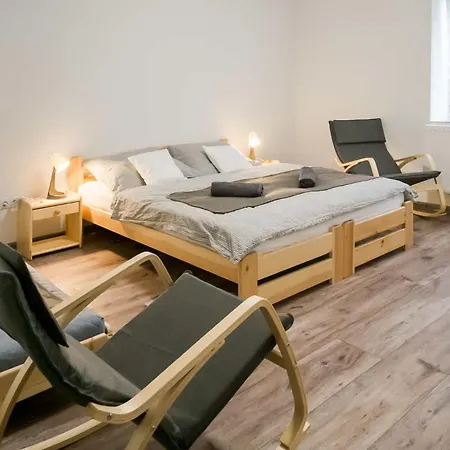 Apartament Sarvarlak Apartmanhaz Sárvár