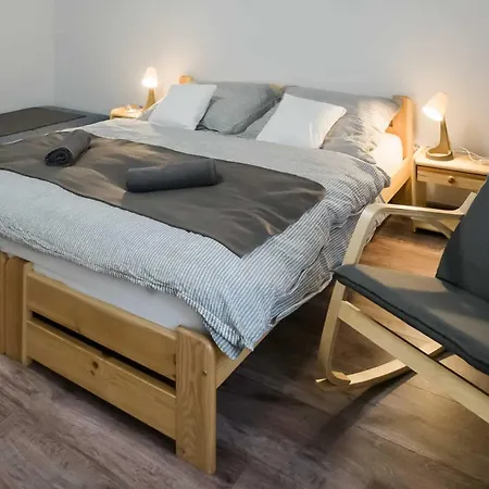 Sarvarlak Apartmanhaz Lägenhet
