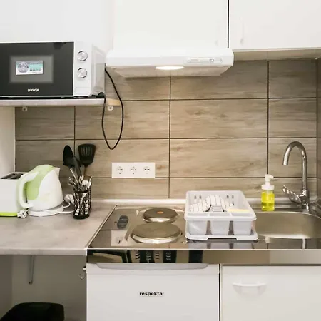 Lägenhet Sarvarlak Apartmanhaz