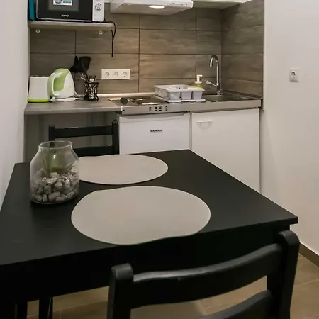 Sarvarlak Apartmanhaz Sarvar