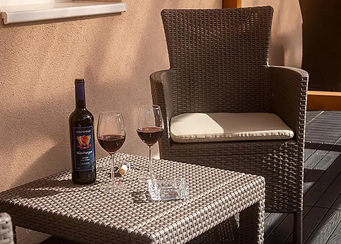 Sarvarlak Apartmanhaz דירה Sárvár