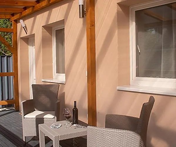 Sarvarlak Apartmanhaz דירה