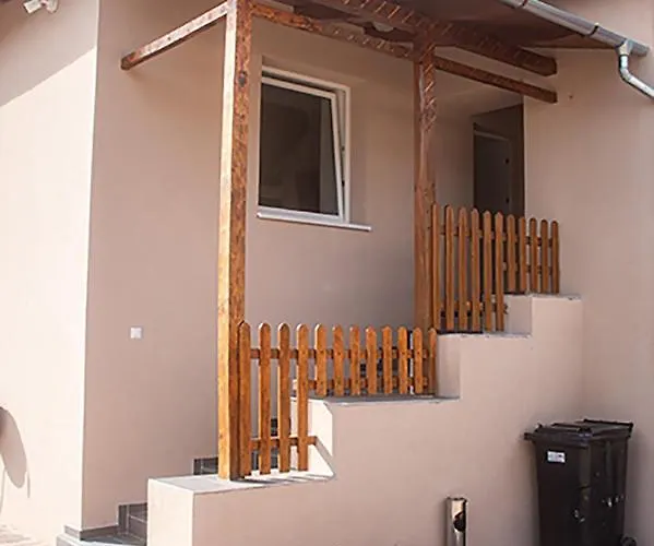 דירה Sarvarlak Apartmanhaz Sárvár