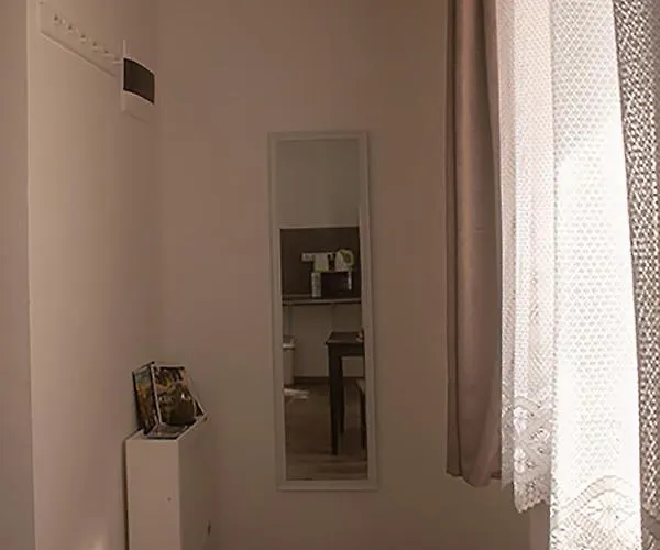 דירה Sarvarlak Apartmanhaz