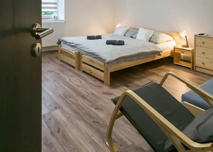 Sarvarlak Apartmanhaz *