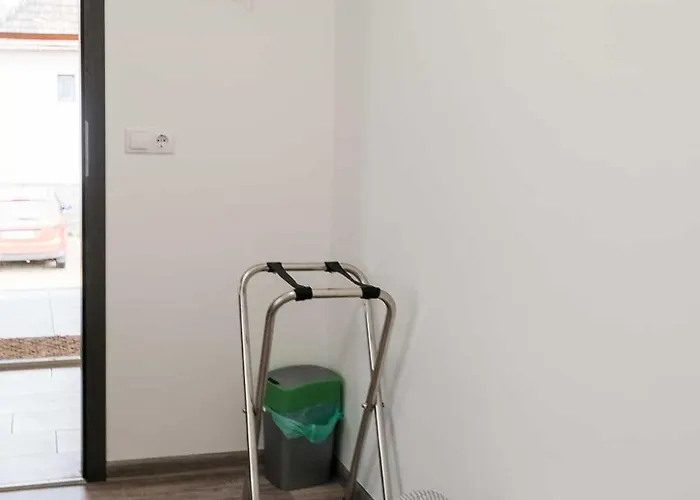 Sarvarlak Apartmanhaz דירה