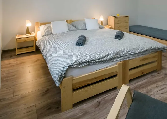 דירה Sarvarlak Apartmanhaz *