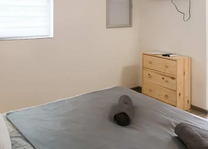 Sarvarlak Apartmanhaz *